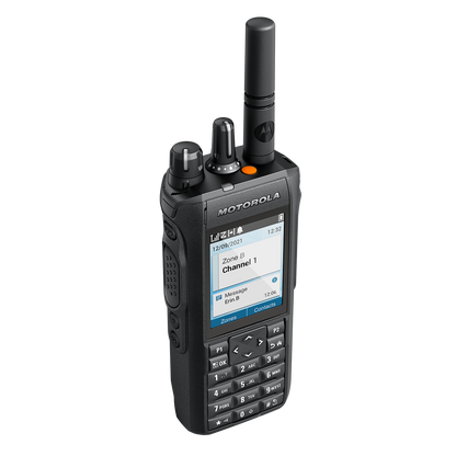 Motorola Solutions R7 MOTOTRBO™ Digital Full Keypad Two-Way Radio